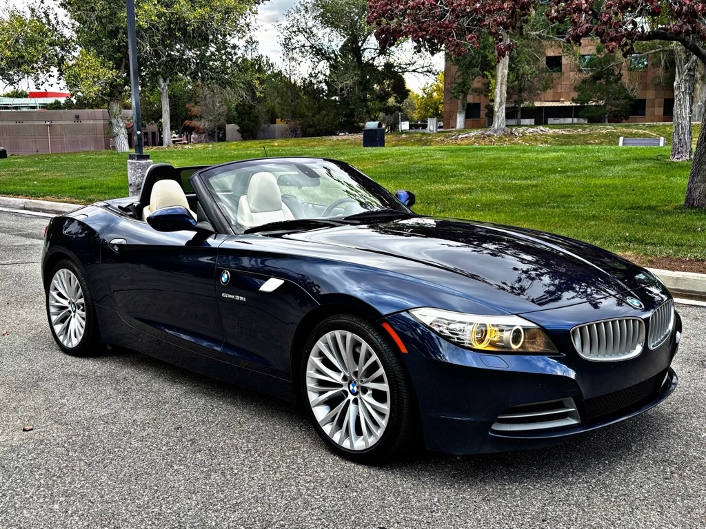 BMW Z4  2011 BMW Z4  2011