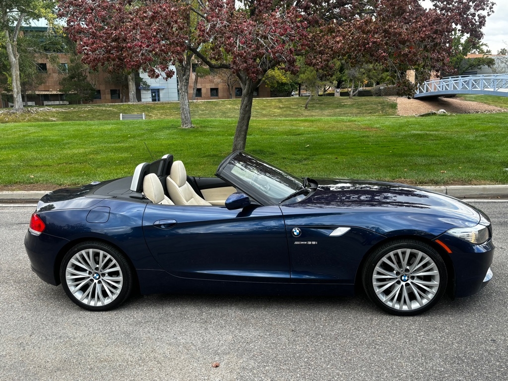 BMW Z4  2011 BMW Z4  2011