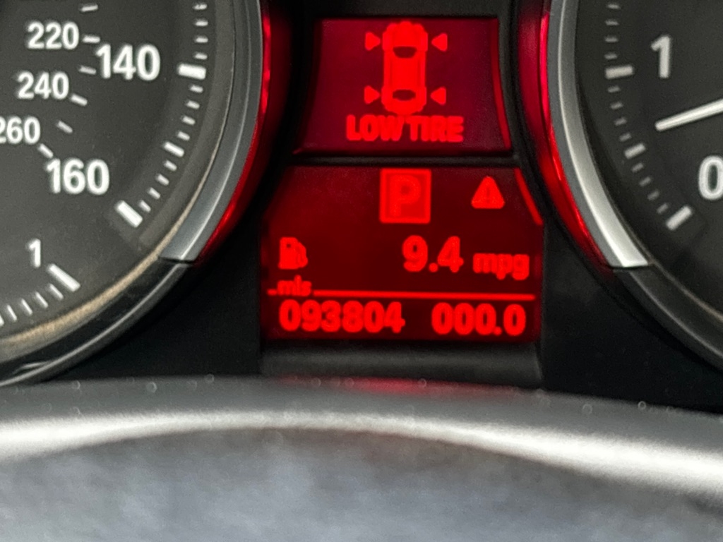 BMW Z4  2011 BMW Z4  2011