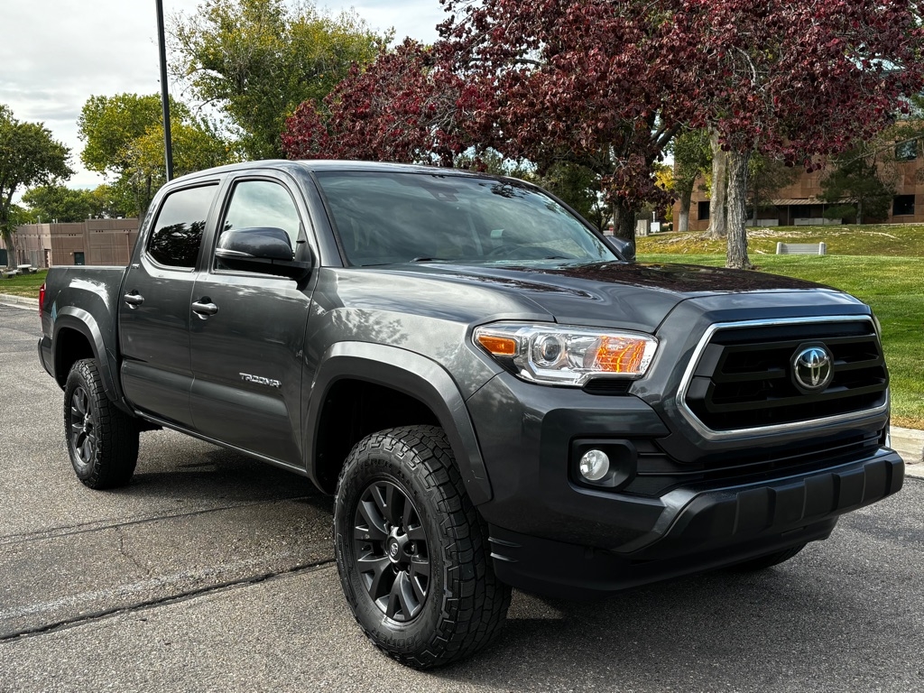 Toyota Tacoma Double Cab 4WD 2022