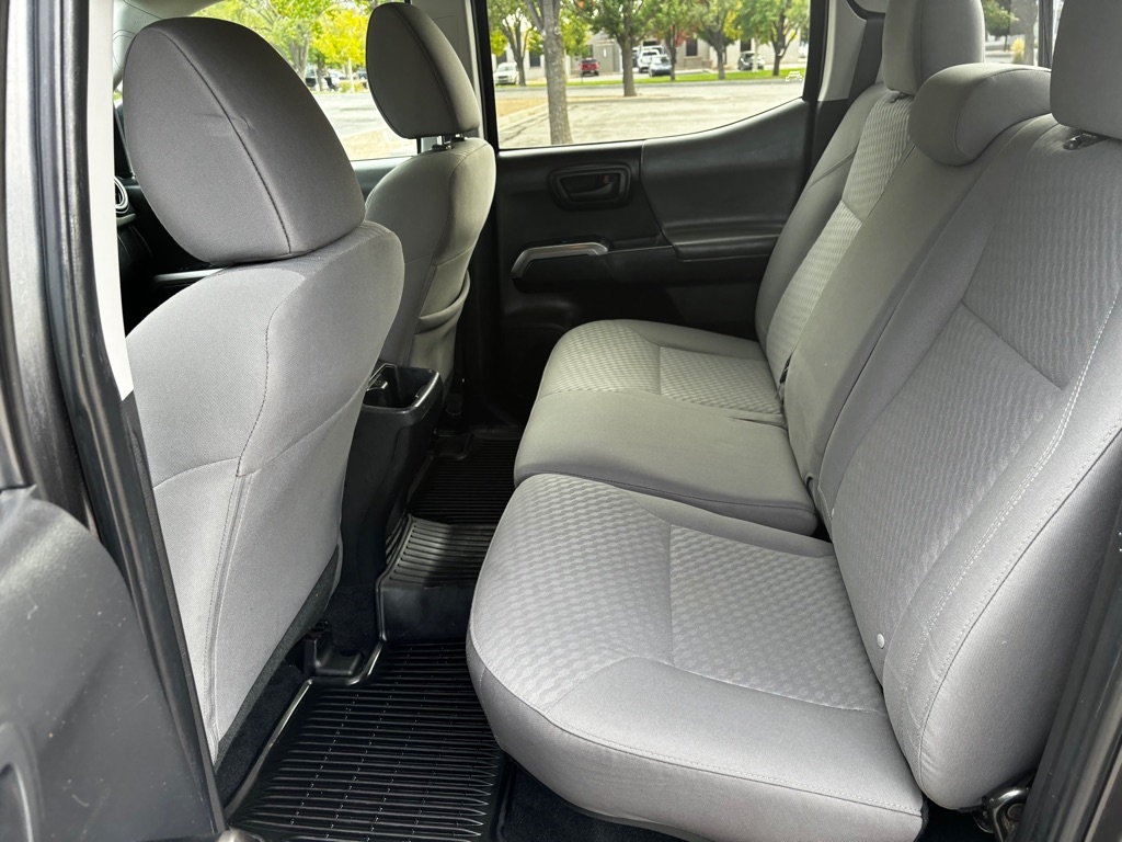 Toyota Tacoma Double Cab 4WD 2022