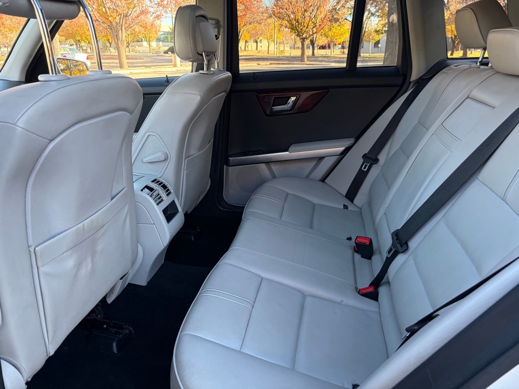 Mercedes-Benz GLK-Class  2010