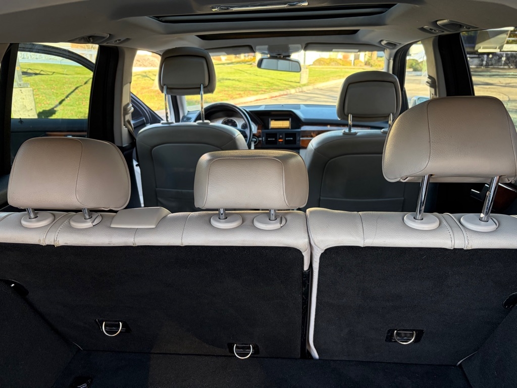 Mercedes-Benz GLK-Class  2010