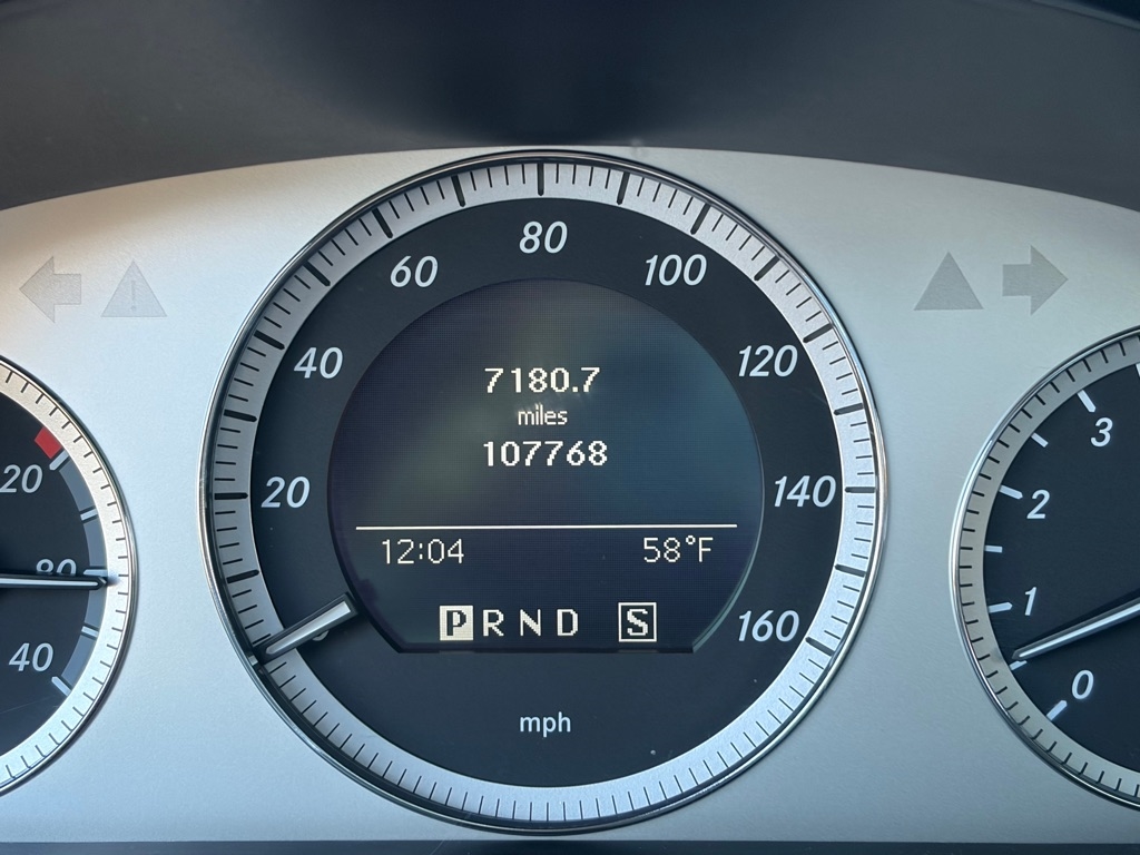 Mercedes-Benz GLK-Class  2010