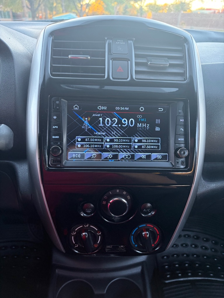 Nissan Versa Note S 2015