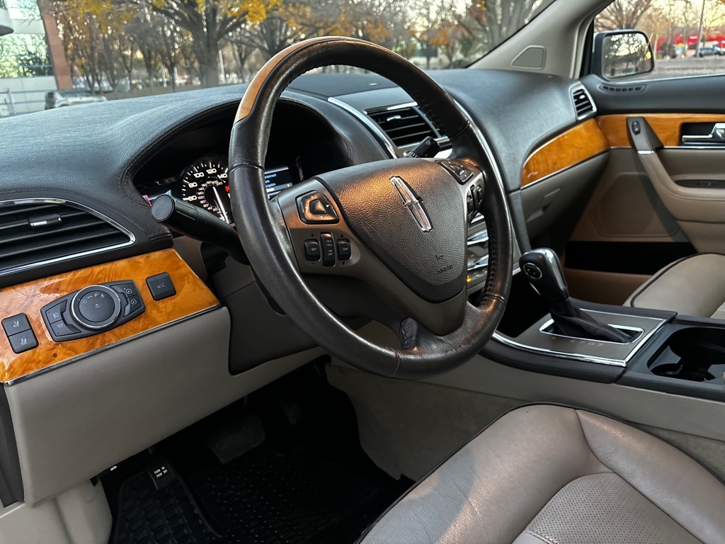 Lincoln MKX AWD 2012