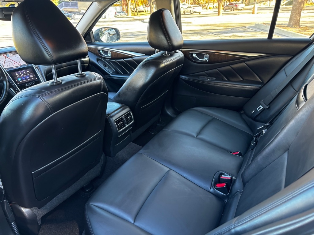 Infiniti Q50 3.0t LUXE 2018