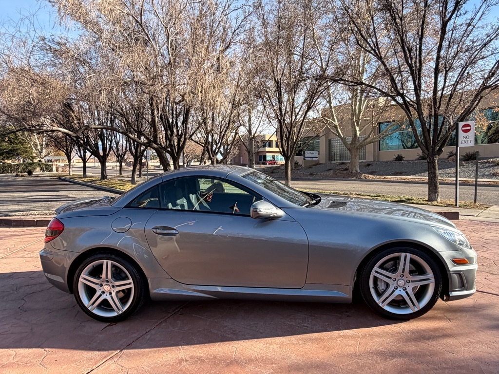 Mercedes-Benz SLK  2011