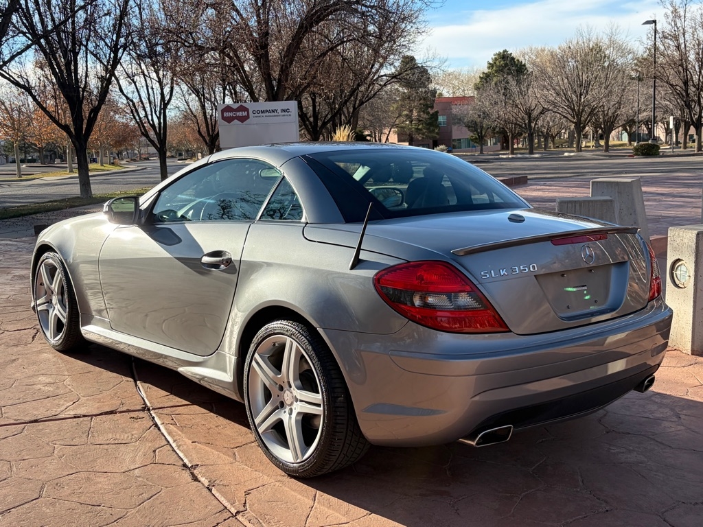 Mercedes-Benz SLK  2011