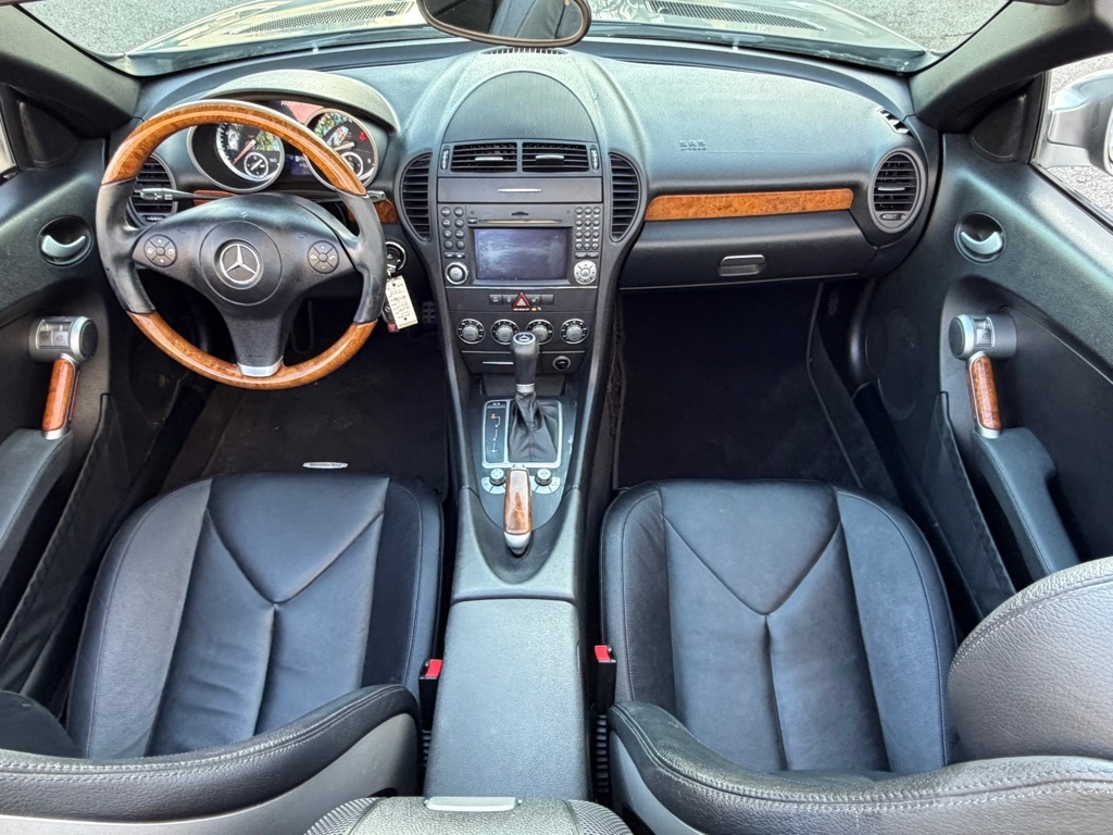 Mercedes-Benz SLK  2011