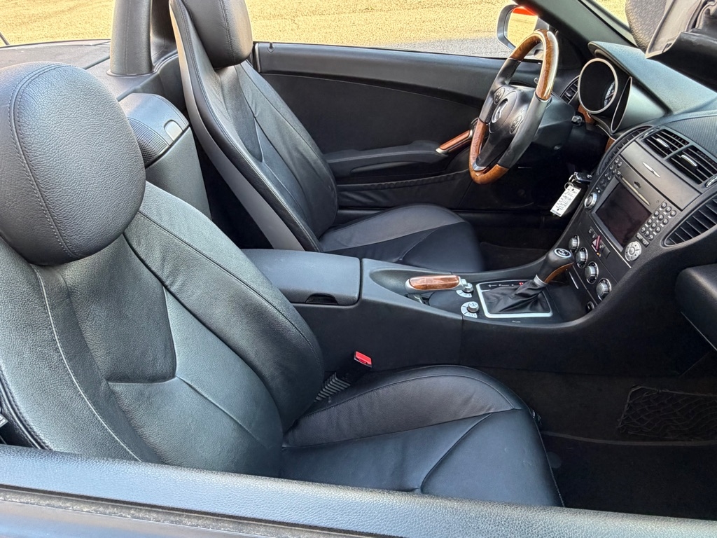 Mercedes-Benz SLK  2011