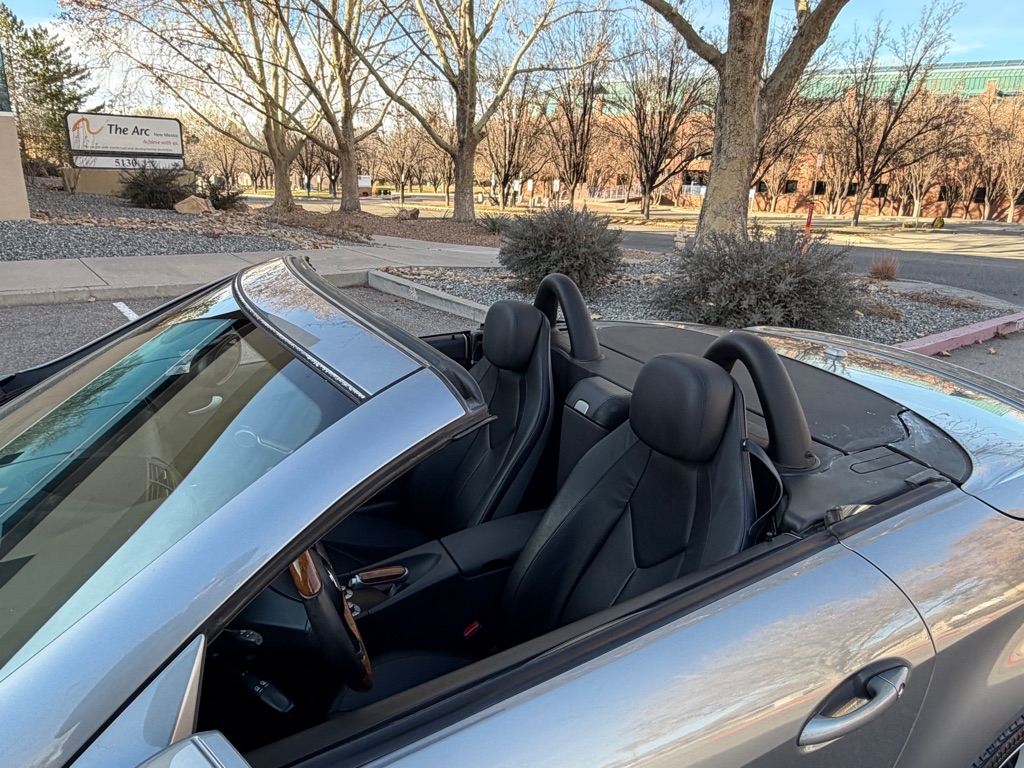 Mercedes-Benz SLK  2011