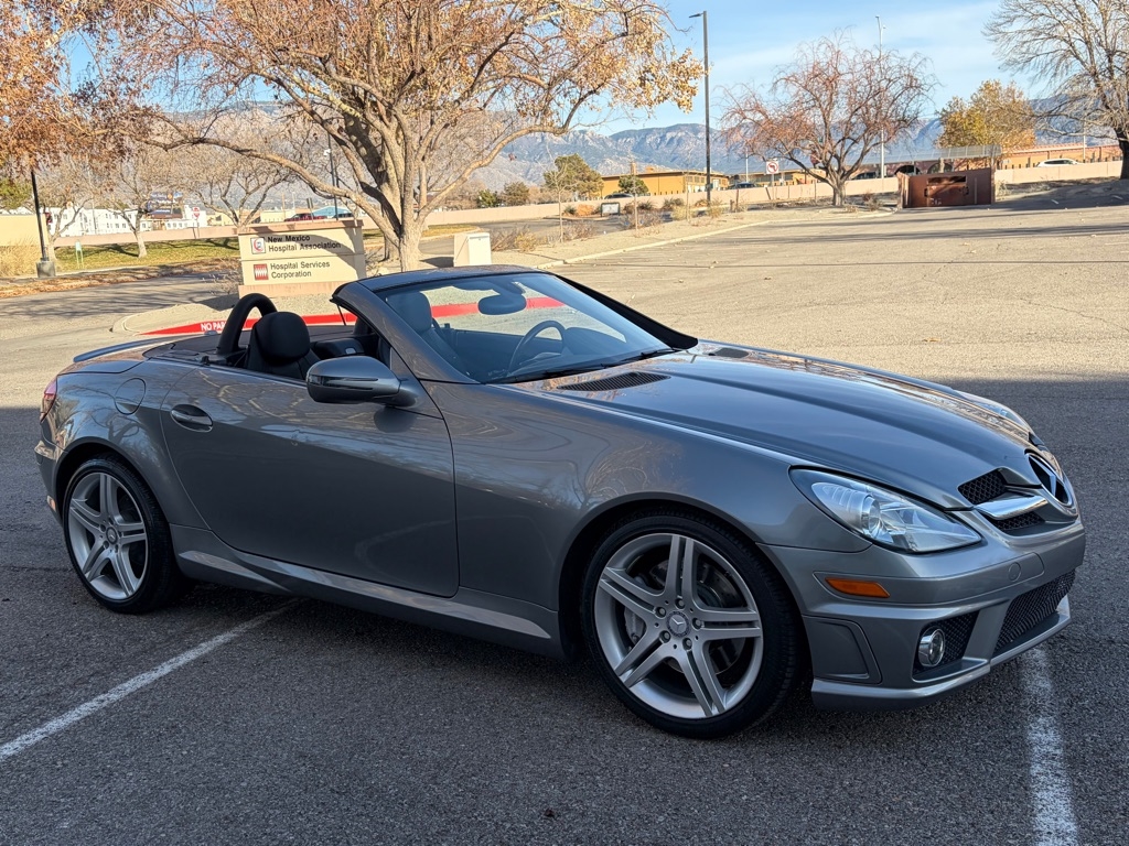 Mercedes-Benz SLK  2011