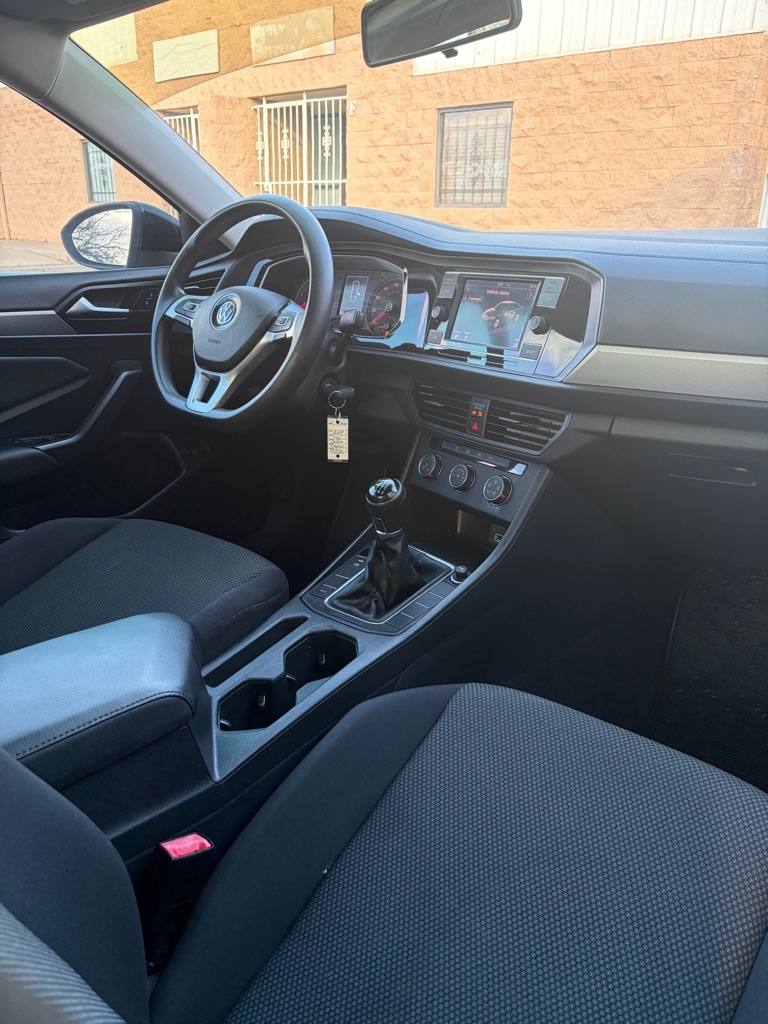 Volkswagen Jetta  2019