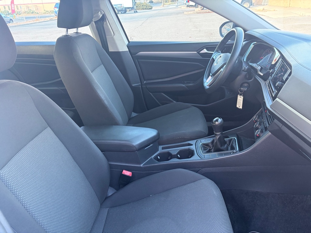 Volkswagen Jetta  2019