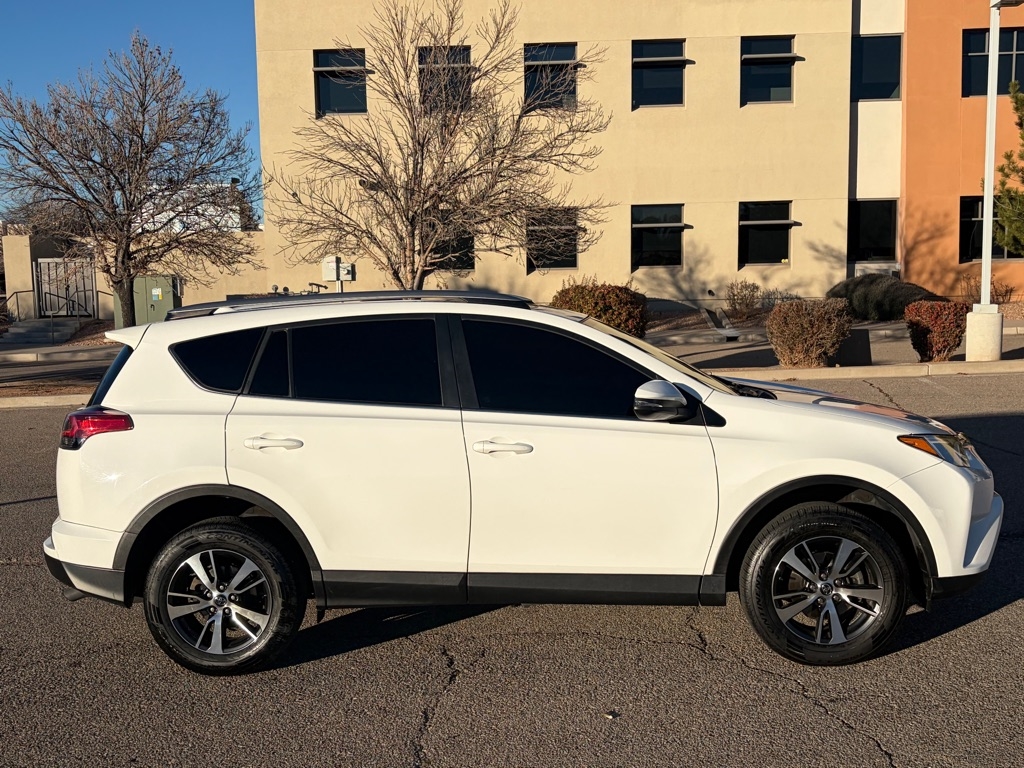 Toyota RAV4  2018