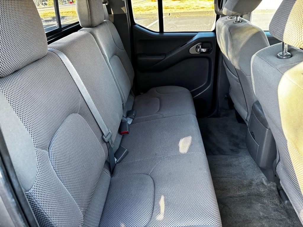Nissan Frontier SV 2016