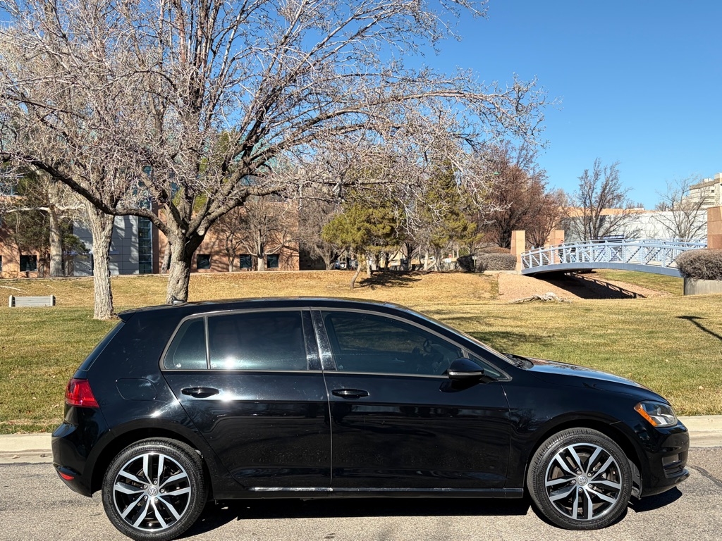 Volkswagen Golf  2017