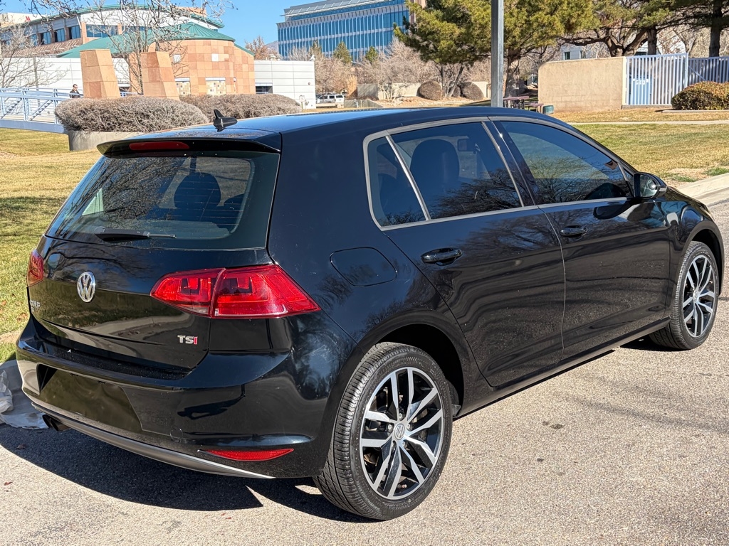 Volkswagen Golf  2017