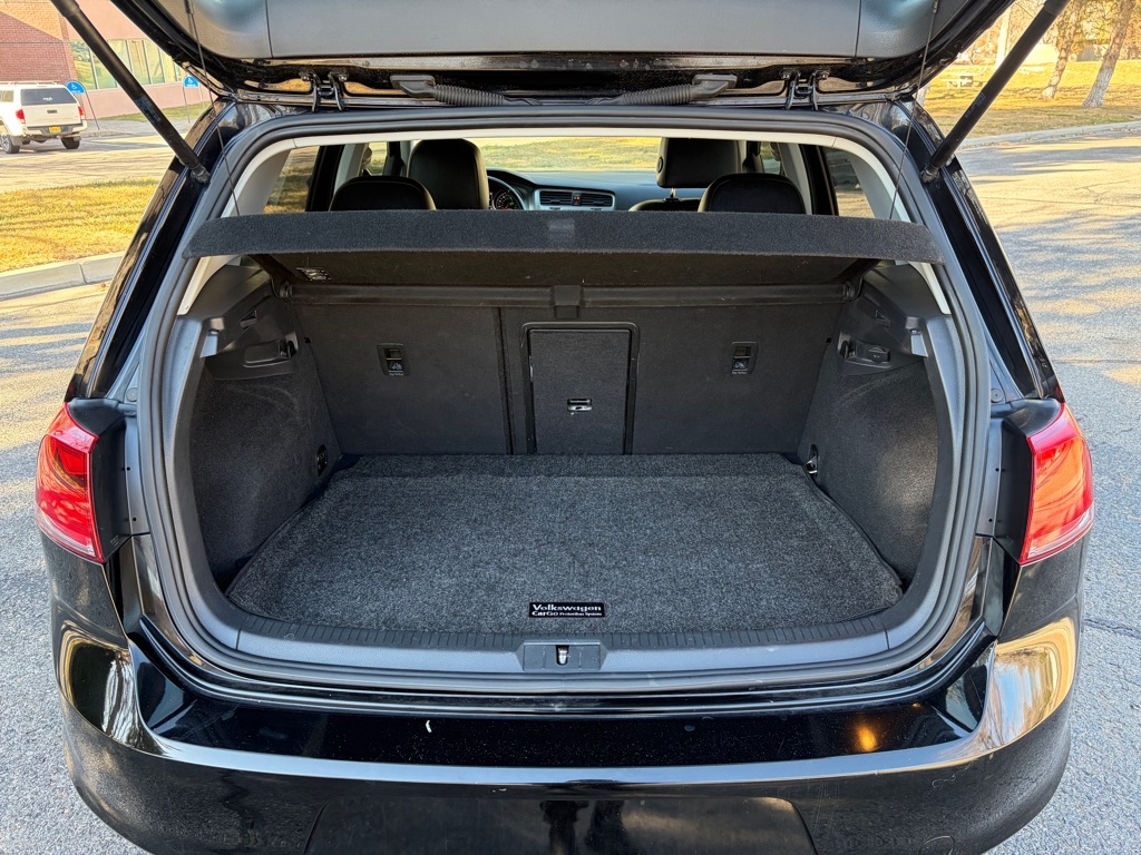 Volkswagen Golf  2017