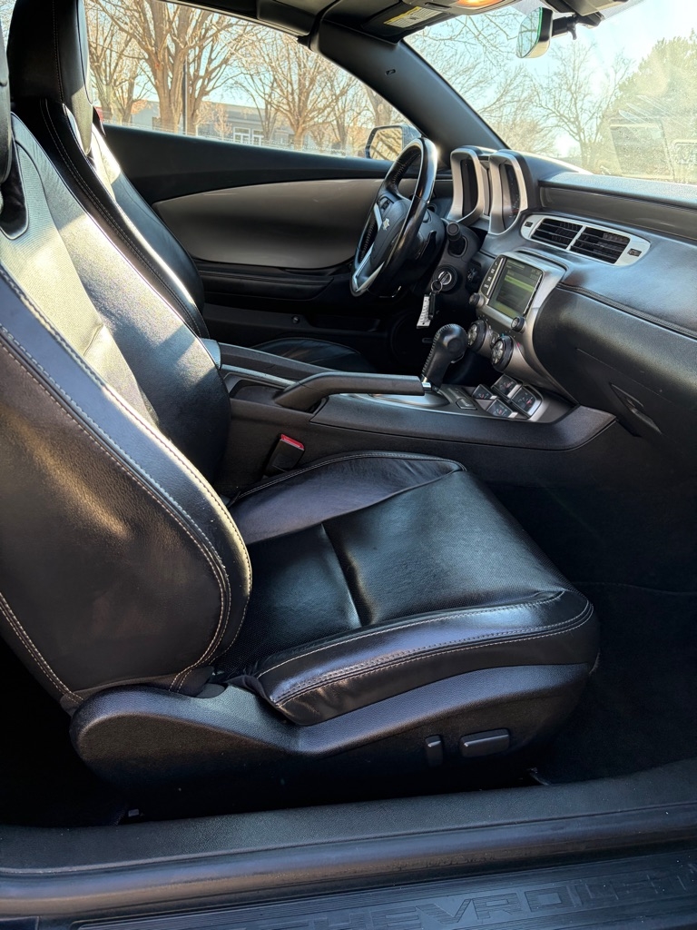 Chevrolet Camaro  2013