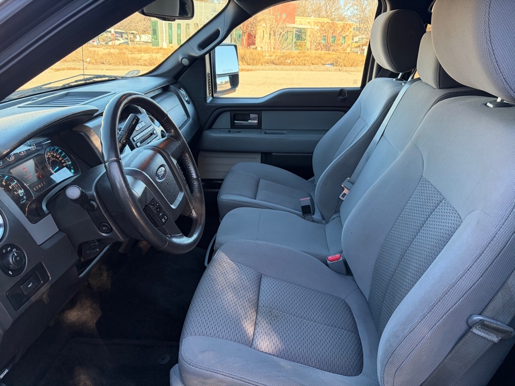 Ford F-150 XLT SuperCrew 4WD 2012