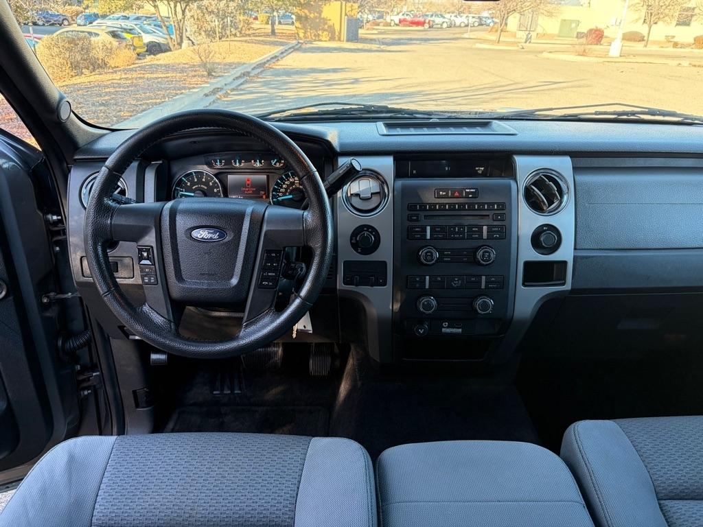 Ford F-150 XLT SuperCrew 4WD 2012