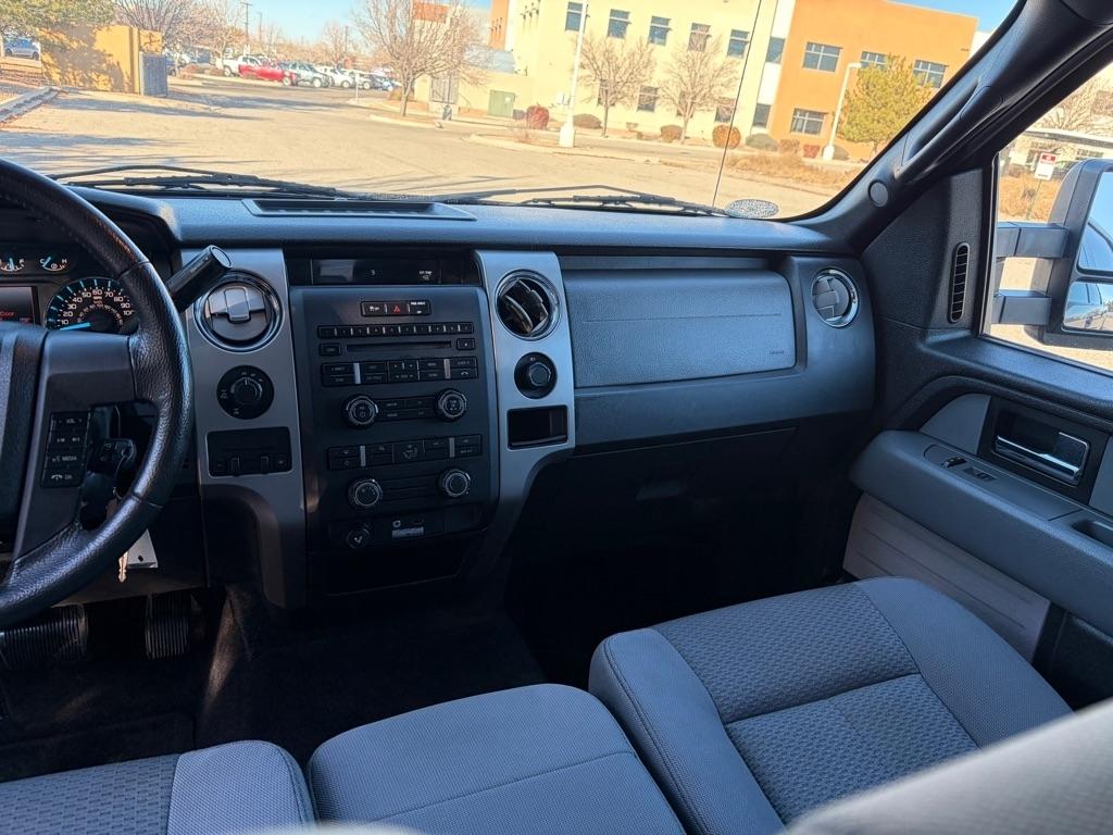 Ford F-150 XLT SuperCrew 4WD 2012