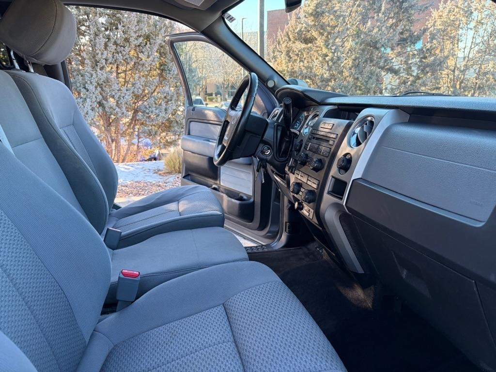 Ford F-150 XLT SuperCrew 4WD 2012