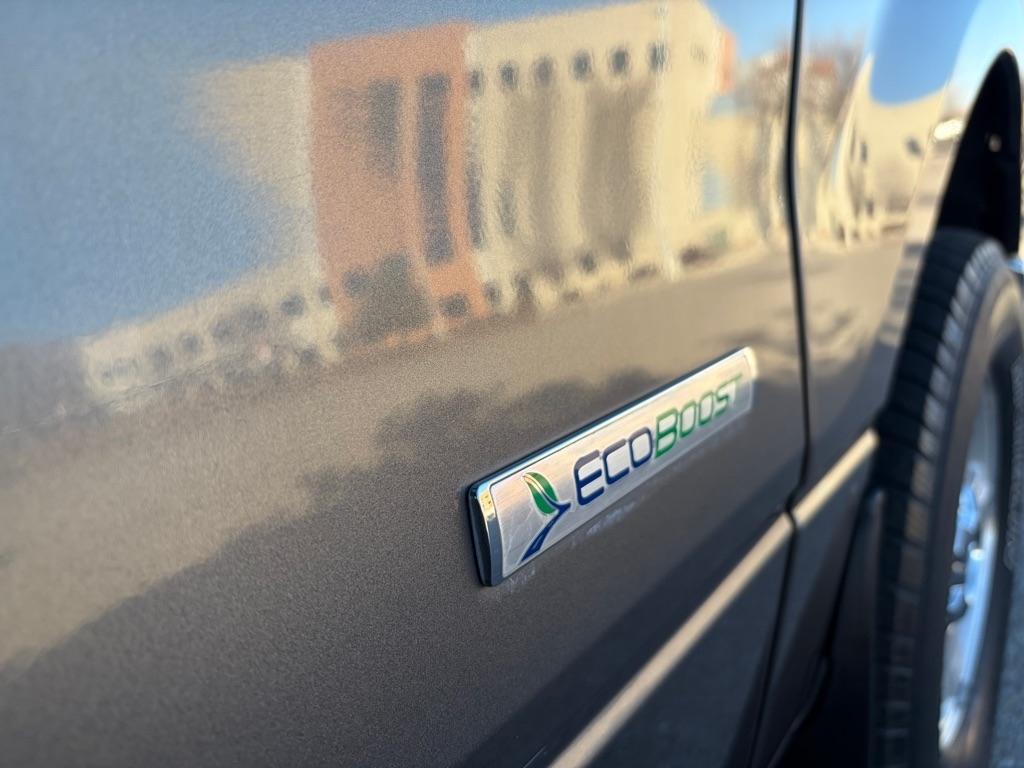 Ford F-150 XLT SuperCrew 4WD 2012