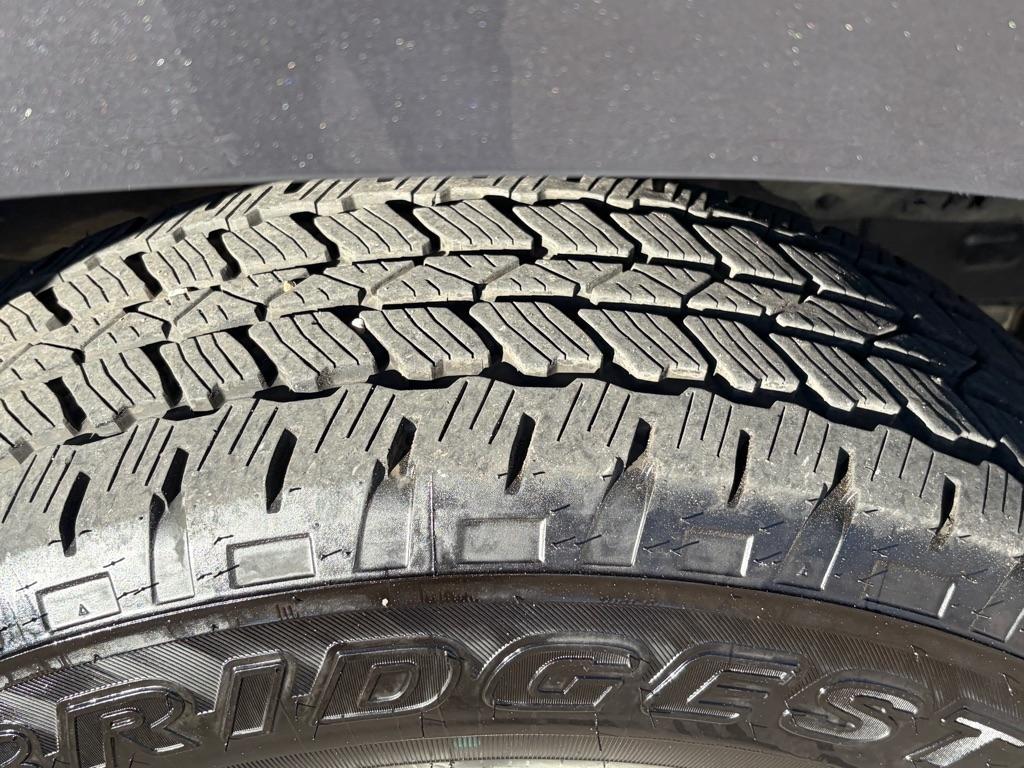 Toyota Tundra SR5 4.6L V8 Double Cab 2WD 2012