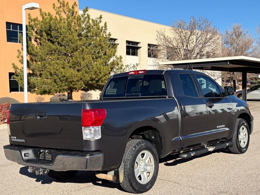 Toyota Tundra SR5 4.6L V8 Double Cab 2WD 2012