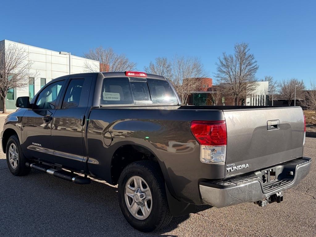 Toyota Tundra SR5 4.6L V8 Double Cab 2WD 2012