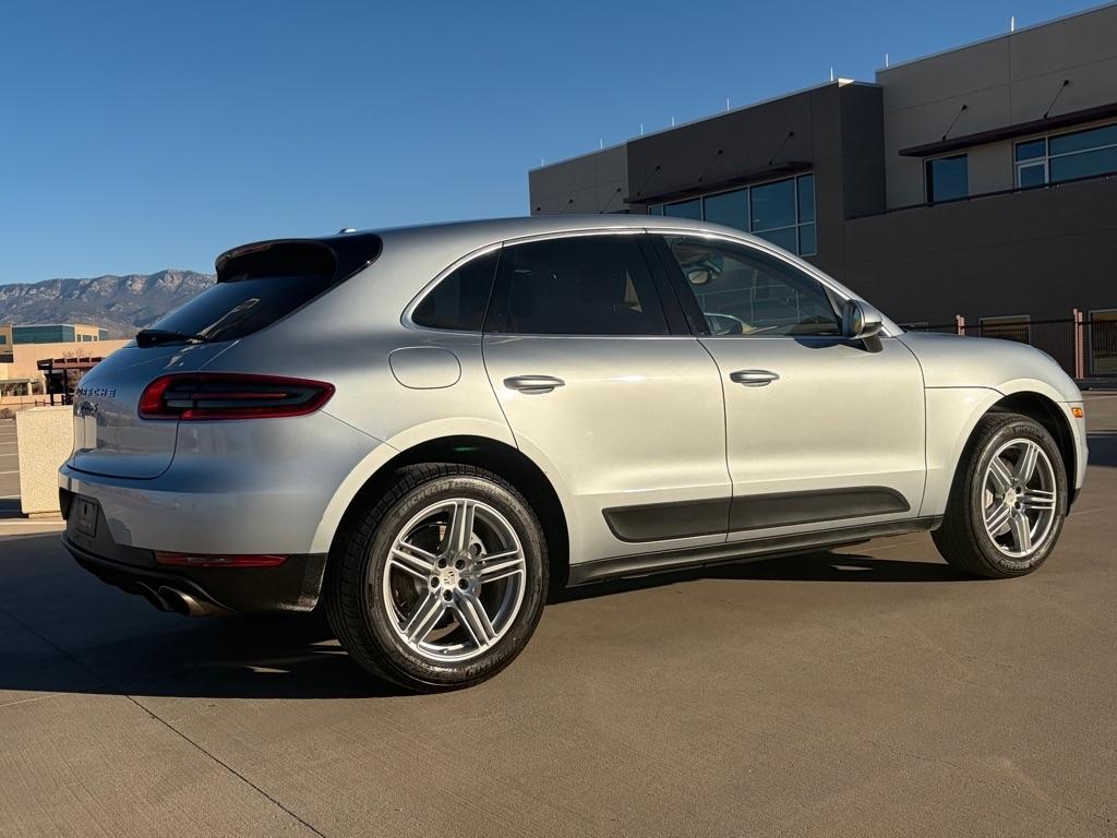 Porsche Macan  2015