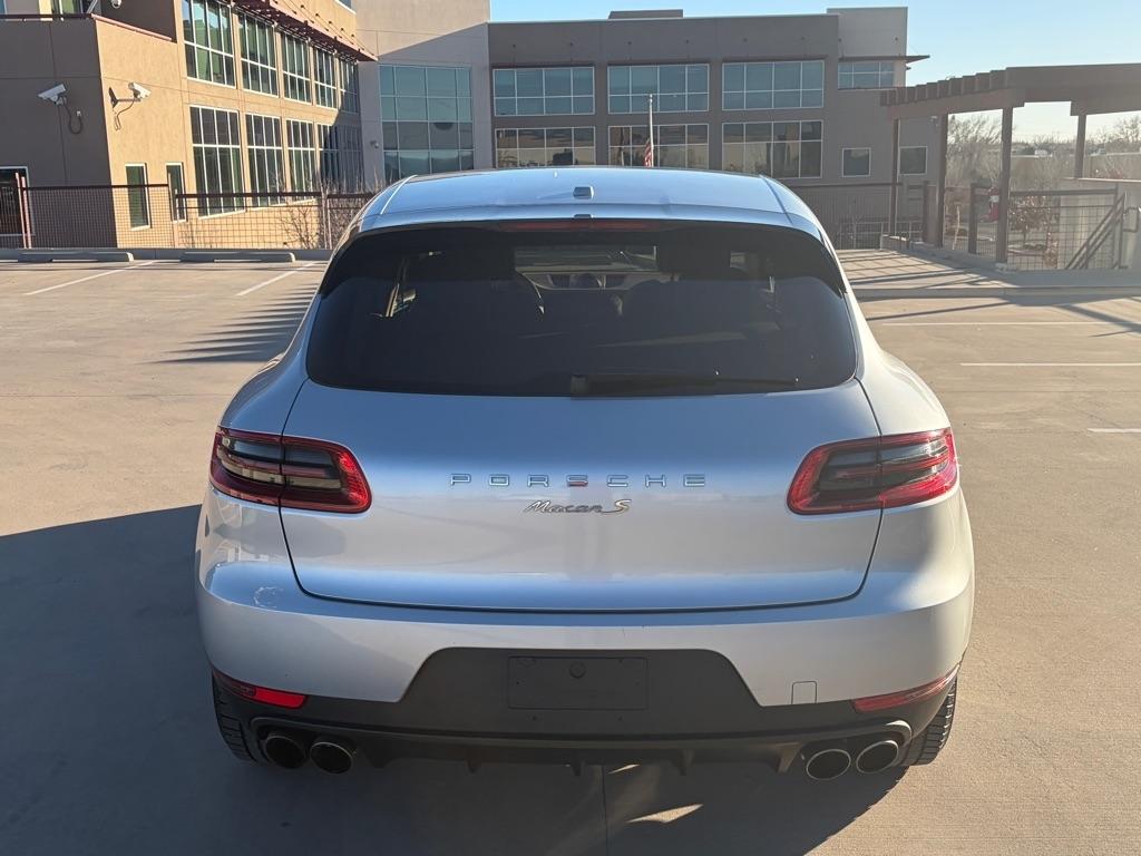 Porsche Macan  2015