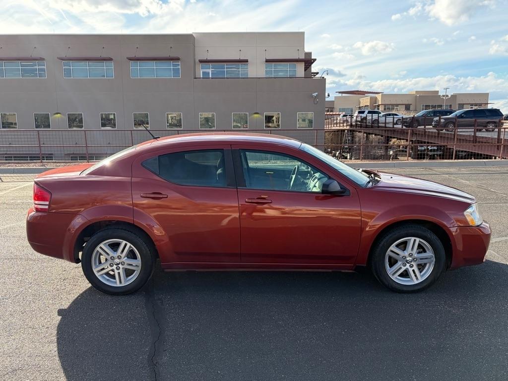 Dodge Avenger  2008