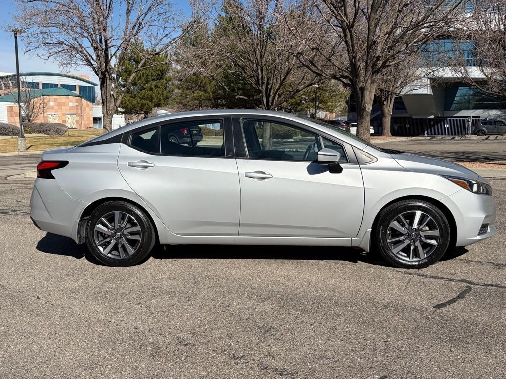 Nissan Versa SV 2020