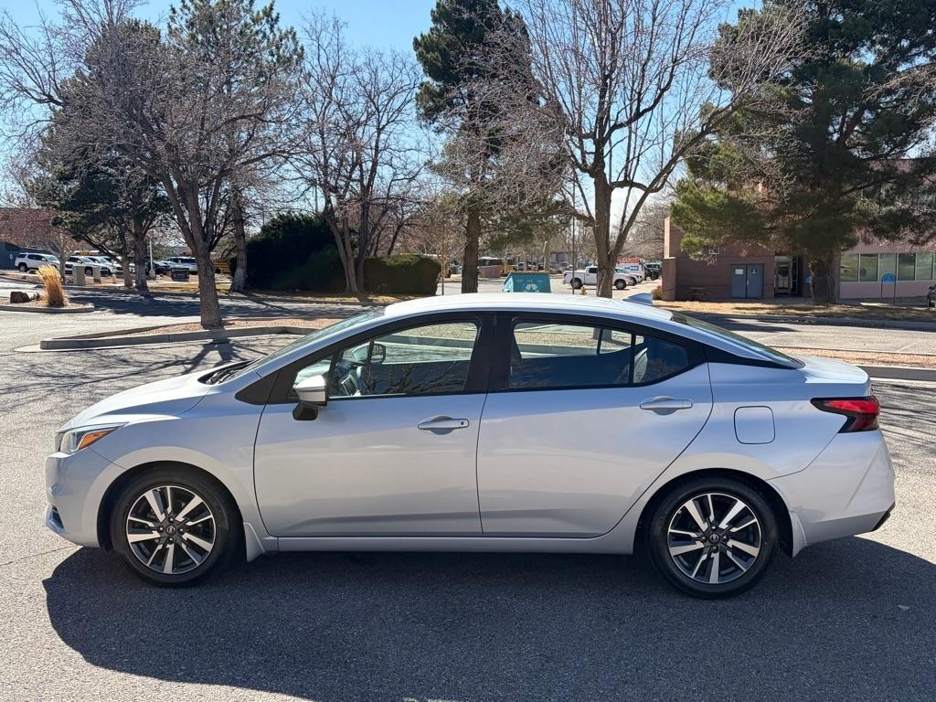 Nissan Versa SV 2020
