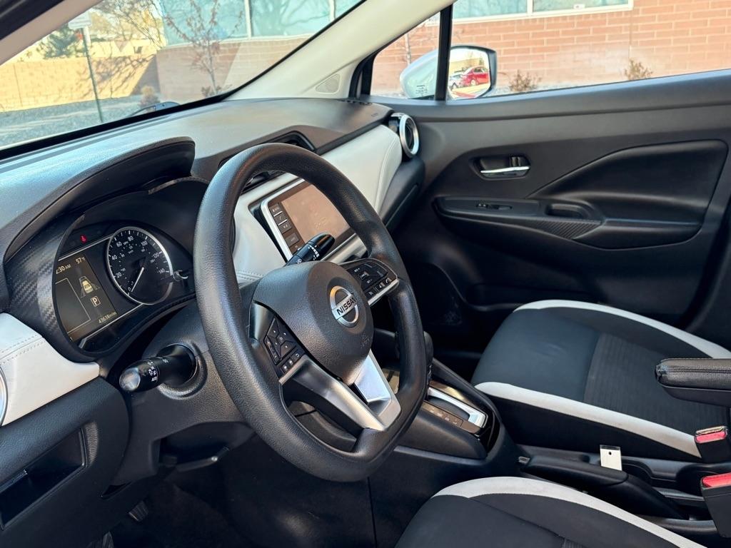 Nissan Versa SV 2020