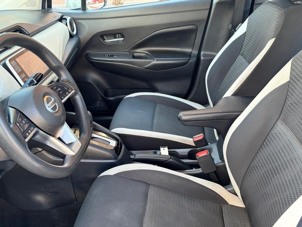 Nissan Versa SV 2020