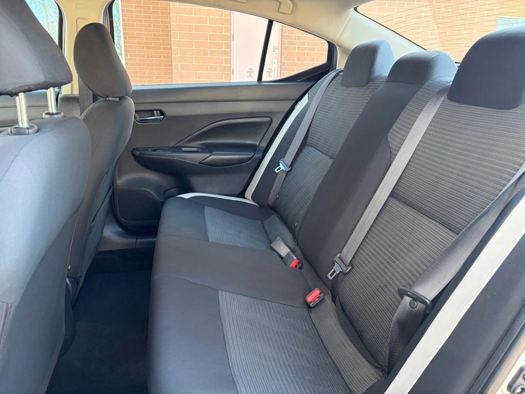 Nissan Versa  2020