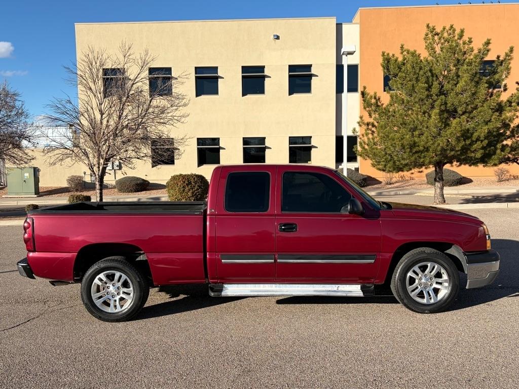 Chevrolet Silverado 1500 Ext. Cab Short Bed 2WD 2004