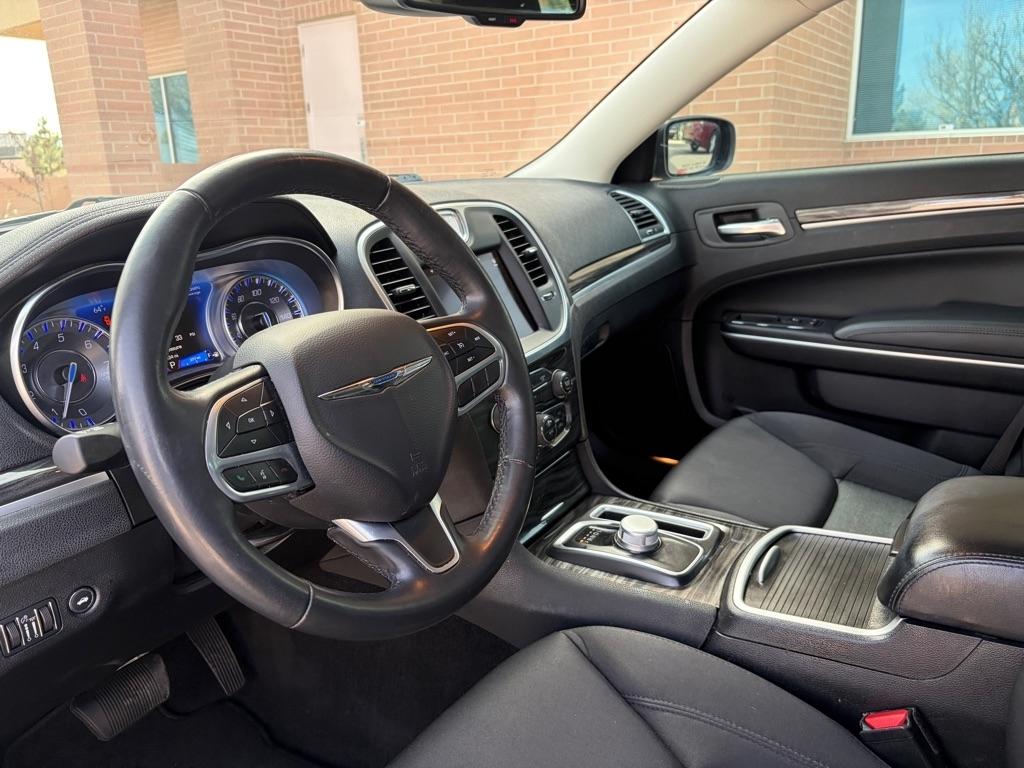 Chrysler 300 Touring 2021