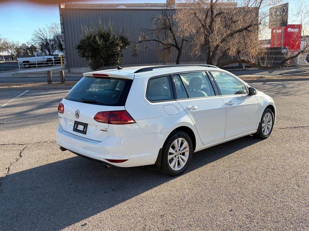 Volkswagen Golf SportWagen  2017