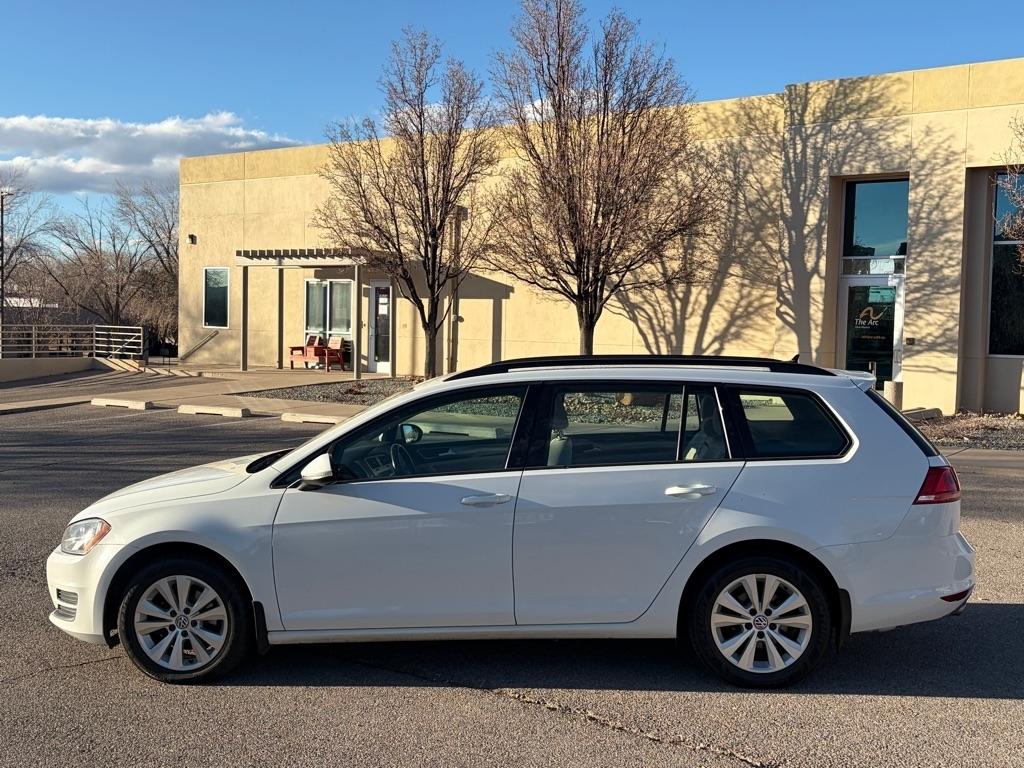 Volkswagen Golf SportWagen  2017