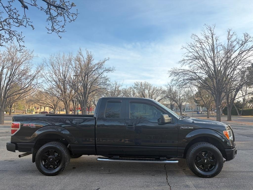 Ford F-150 SuperCab Short Bed 4WD 2010