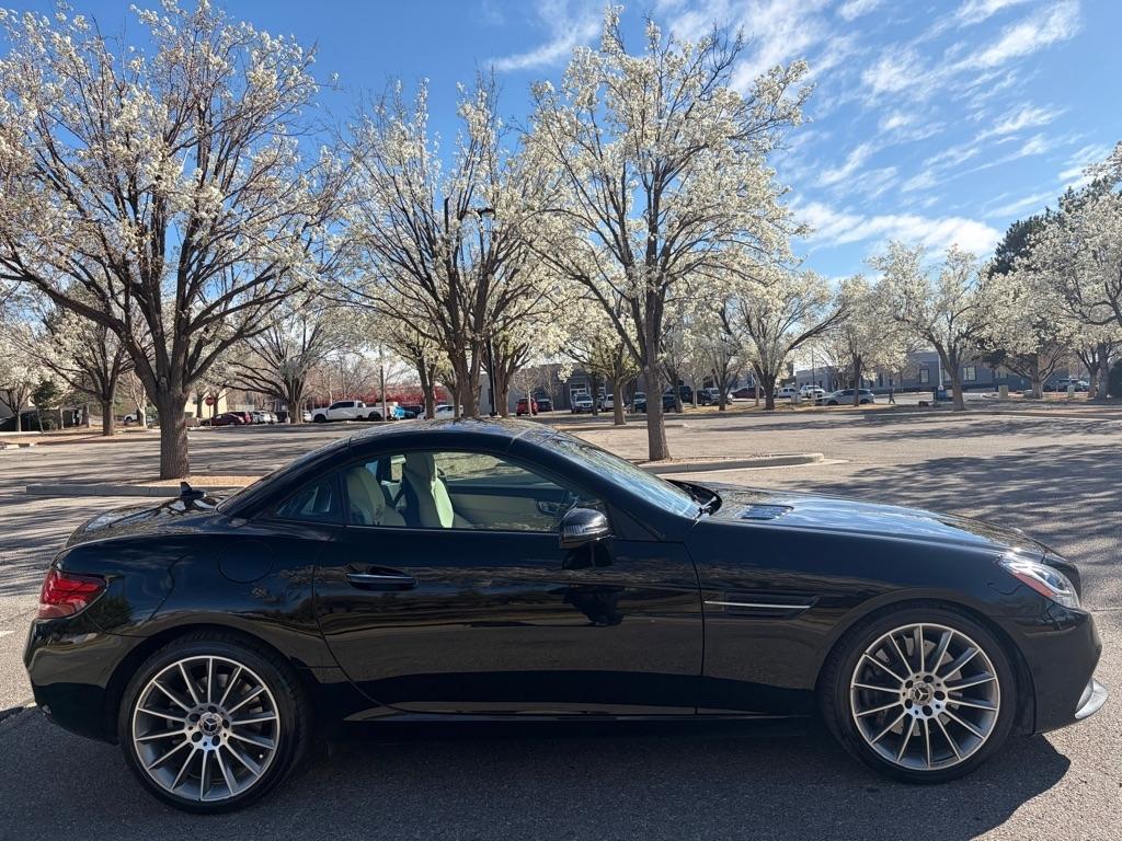 Mercedes-Benz SLC-Class  2018
