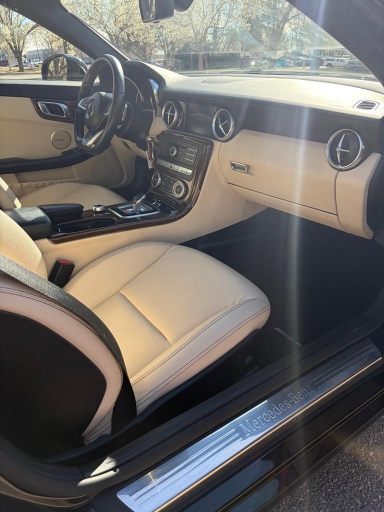 Mercedes-Benz SLC-Class  2018