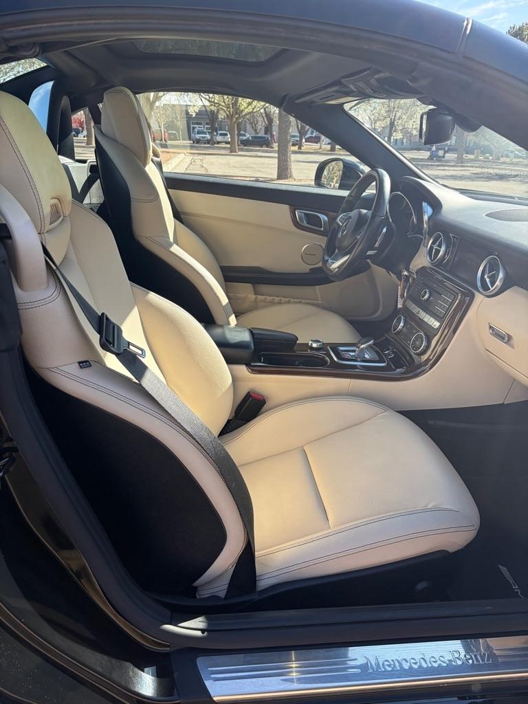 Mercedes-Benz SLC-Class  2018