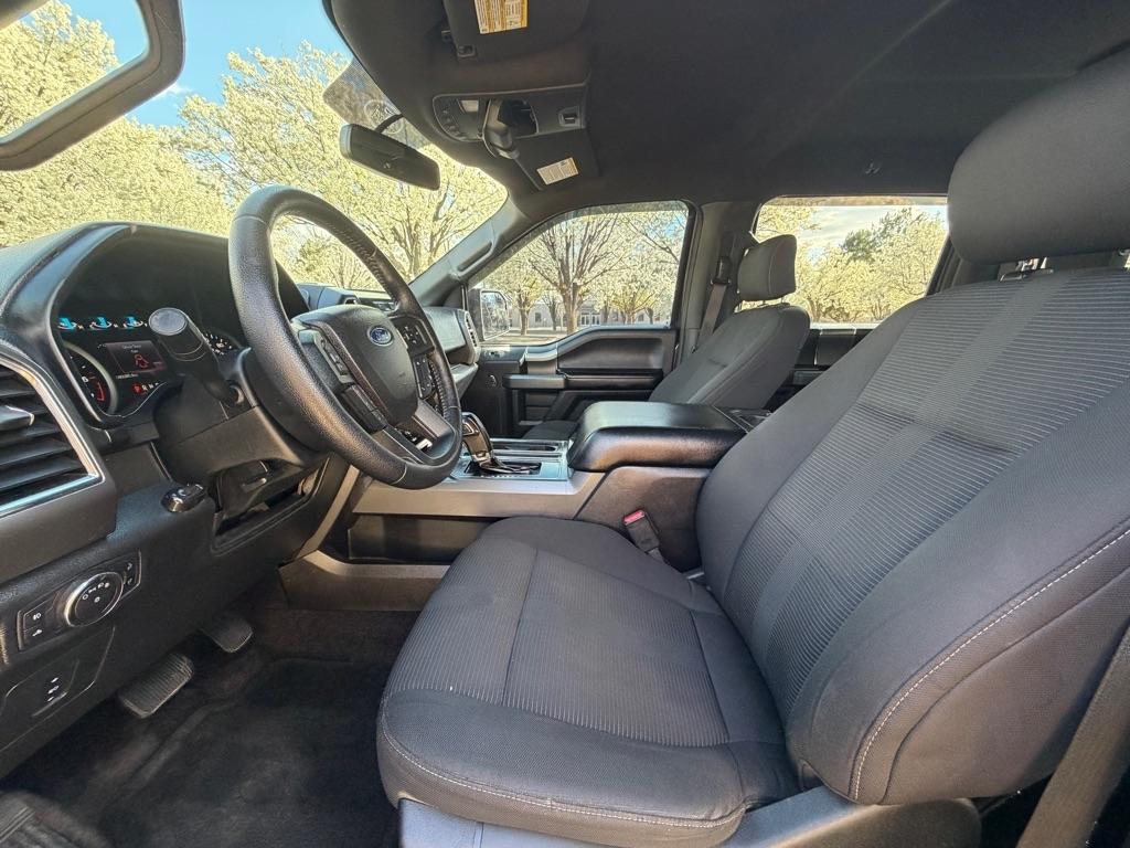 Ford F-150 XLT SuperCrew 4WD 2016